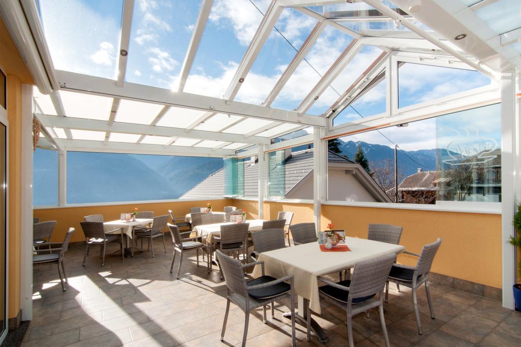 Restaurant - Cafe - Pension Hassler ベルク・イム・ドラウタール エクステリア 写真