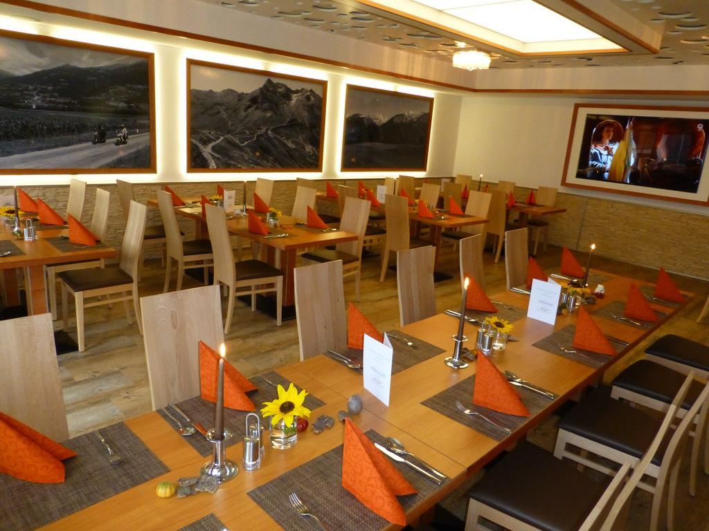 Restaurant - Cafe - Pension Hassler ベルク・イム・ドラウタール エクステリア 写真
